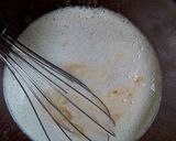 A picture of step 4 of Papaya Muffins.