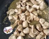 A picture of step 1 of Cashew chicken.