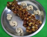 ड्राई फ्रूट चिक्की (dry fruits chikki recipe in Hindi) रेसिपी चरण 10 फोटो