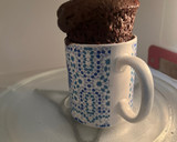 Foto del paso 4 de la receta: Bizcocho a la taza de cacao y azúcar moreno | 3 min de micro - 5 min en total