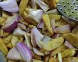 A picture of step 3 of Fried arbi.
