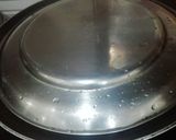A picture of step 3 of Crispy Potato Lachha Chilla.
