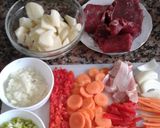 Foto del paso 2 de la receta: Ragout, con papas y zanahorias, intervención