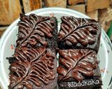 Foto langkah ke 5 dari resep Kladdkaka (Swedish Chocolate Cake).