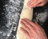 A picture of step 3 of Neapolitan pizza (including the dough).