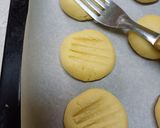 Foto del paso 3 de la receta: Galletitas de limón 🍋