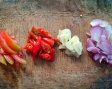 Foto langkah ke 1 dari resep Cah kangkung telur puyuh.