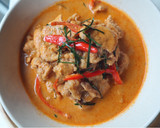 A picture of step 3 of Keto Pork Panang Curry.