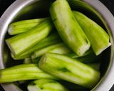 A picture of step 1 of Snake gourd curry.