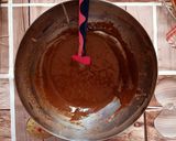 Foto del passaggio 4 della ricetta Torta al cacao con crema pasticcera fragole e ciliegie