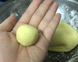 Hình bước làm 2 của món Bánh khoai lang nhân chà bông 🍠