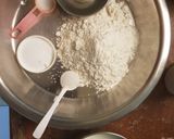 A picture of step 1 of Punjabi thali.