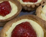 Foto langkah ke 7 dari resep Strawberry Mini Pie 🍓.