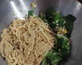 Foto langkah ke 4 dari resep Misoa Goreng.