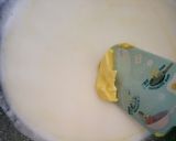 Foto langkah ke 2 dari resep "Creamy Cheesy Corn".