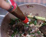 Foto langkah ke 3 dari resep Tumis Sapi cabe hijau.
