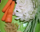 Foto langkah ke 1 dari resep Sayur Sop mantaapp.