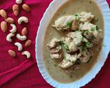 A picture of step 3 of White chicken creamy korma.