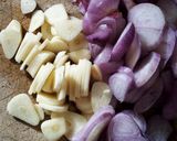 Foto langkah ke 1 dari resep (26). Sambal Bawang Homemade.