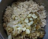 Foto del paso 2 de la receta: Tortilla de quinoa, zapallitos y brócoli