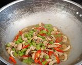 Foto langkah ke 6 dari resep Tumis Buncis Jamur Kancing.