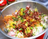 A picture of step 8 of White mayonnaise chicken biryani.