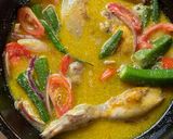A picture of step 7 of Dharosh Shorshe Chicken / Okra Chicken in Mustard / Bhindi Chicken in Mustard.