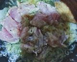 A picture of step 6 of Tawa chicken Hara Masala.