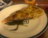 Foto del paso 5 de la receta: Pascualina de queso, rúcula y jamón