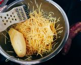 Hình bước làm 1 của món Khoai lang kén!