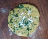 A picture of step 5 of Methi Paratha.