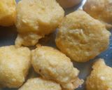 A picture of step 5 of Kanji vada.