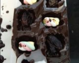 Foto langkah ke 2 dari resep Permen Coklat Isi 🍫.