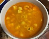 Foto del paso 4 de la receta Sopa de pescado con tiburones