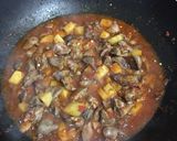 Foto langkah ke 5 dari resep Sambal goreng hati ampela kentang.