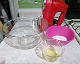 Foto del paso 2 de la receta: Macarrons con merengue francés