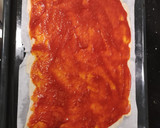 Foto del paso 4 de la receta: Pizza casera de atún, pimiento y olivas