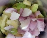 A picture of step 1 of Chilli Mango Chutney.