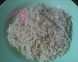 Foto langkah ke 1 dari resep Mie Nyemek Kuah Tom Yum.