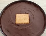 A picture of step 7 of Chocolate Mousse and Custard Cookie Cake.
