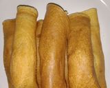 รูปขั้นตอนการทำที่ 5 ของ ขนมโตเกียวนุ่มไส้เค็ม | Pancake Rolls with Sausage