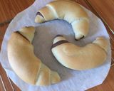 Csokoládés csíkos kifli recept fázis 8 fotója