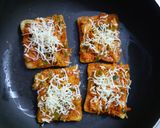 A picture of step 11 of Chicken bread pizza.