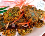 मेथी साग के पकौड़े (methi saag ke pakode recipe in Hindi) रेसिपी चरण 4 फोटो
