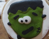 Foto del paso 4 de la receta: Galletitas de Halloween!! De masa de jengibre y decoración de glasé!!