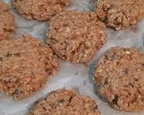 Foto langkah ke 5 dari resep Almond Chocochip cookie,.