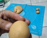 Foto langkah ke 3 dari resep Donat Ubi Kuning.