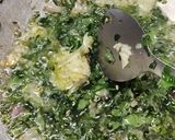 A picture of step 5 of Methi Besan.