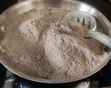 ராகி நட்ஸ் லட்டு (Ragi Nuts laddu recipe in tamil) ரெசிபி ஸ்டேப் 5 புகைப்படம்