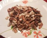 Foto del paso 5 de la receta Ensalada de pulpitos con picado